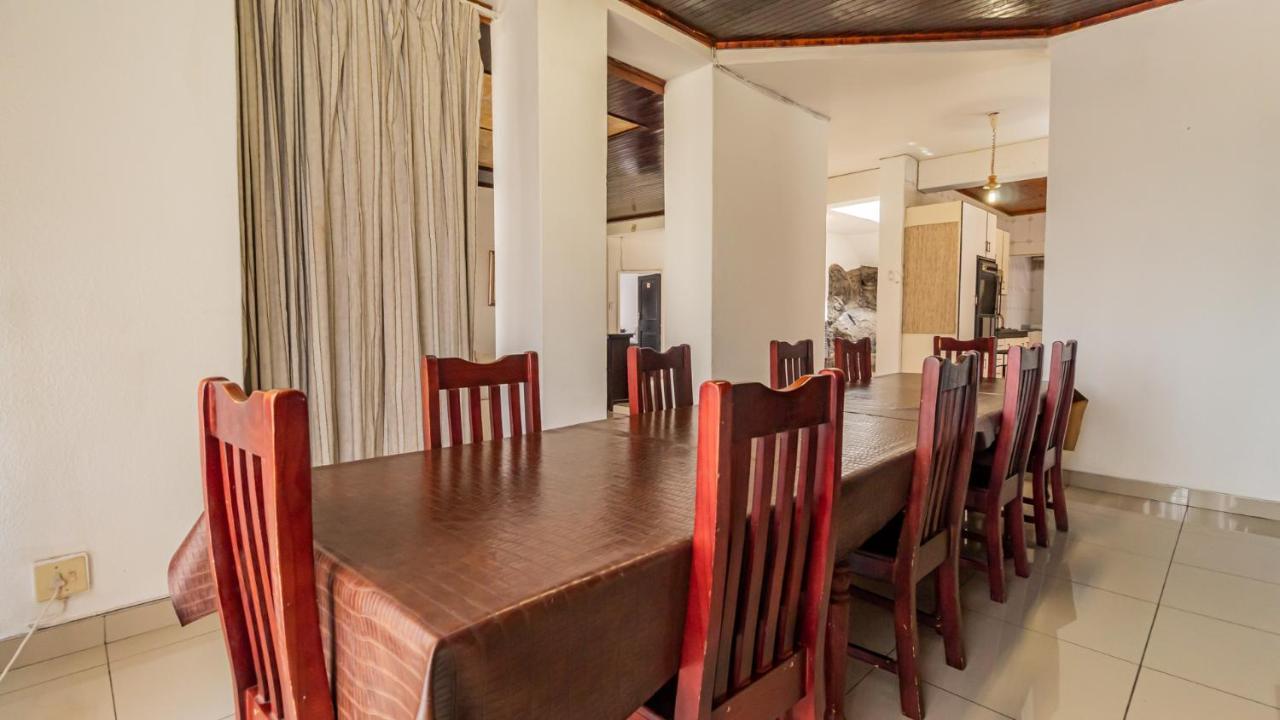 See You There Accommodation 2 Centurion Exterior foto